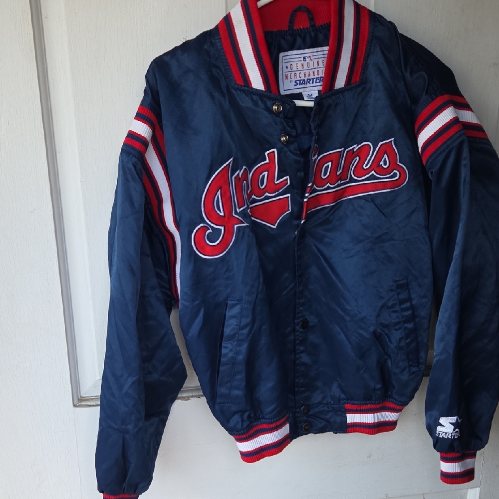 STARTER Navy and Red Varsity Cleveland Indians  Jacket Medium.